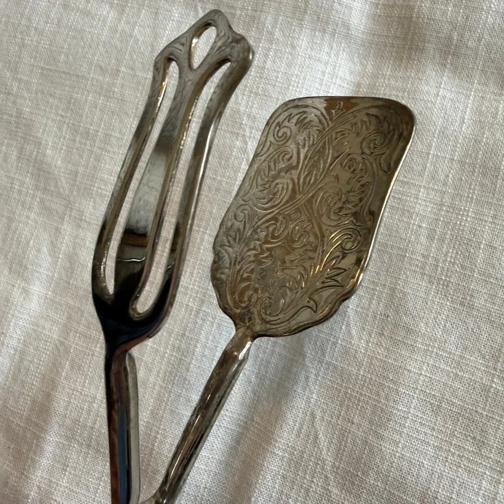 Vintage Silver Plated Scissor Pastry Tongs Floral Engraved EP Zinc Server 8.5